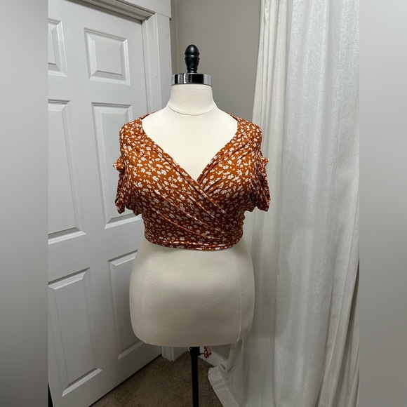 Multi-Way Tie Crop Top Rust Orange Floral NWT Plus Size - Picture 2 of 8